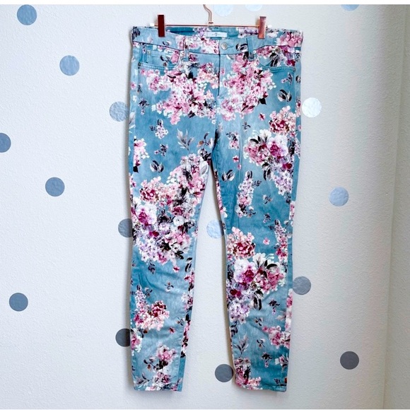 Floral Victorian shabby chic jeans - Picture 2 of 6
